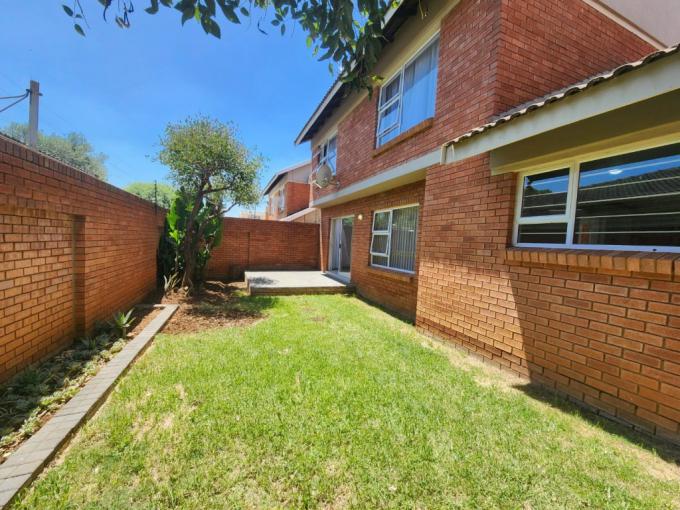 3 Bedroom Simplex for Sale For Sale in New Redruth - MR616816