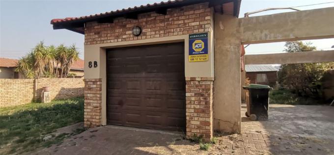Standard Bank SIE Sale In Execution 3 Bedroom Sectional Title for Sale in Waterval East - MR616830