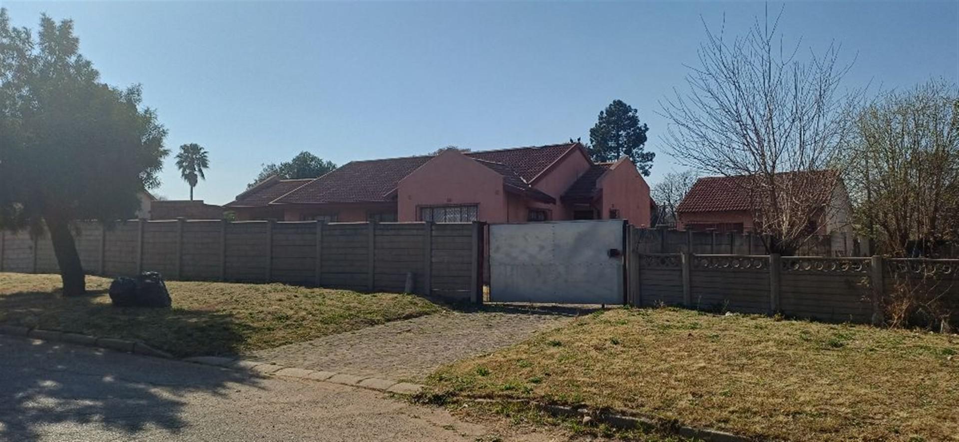 Front View of property in Vanderbijlpark