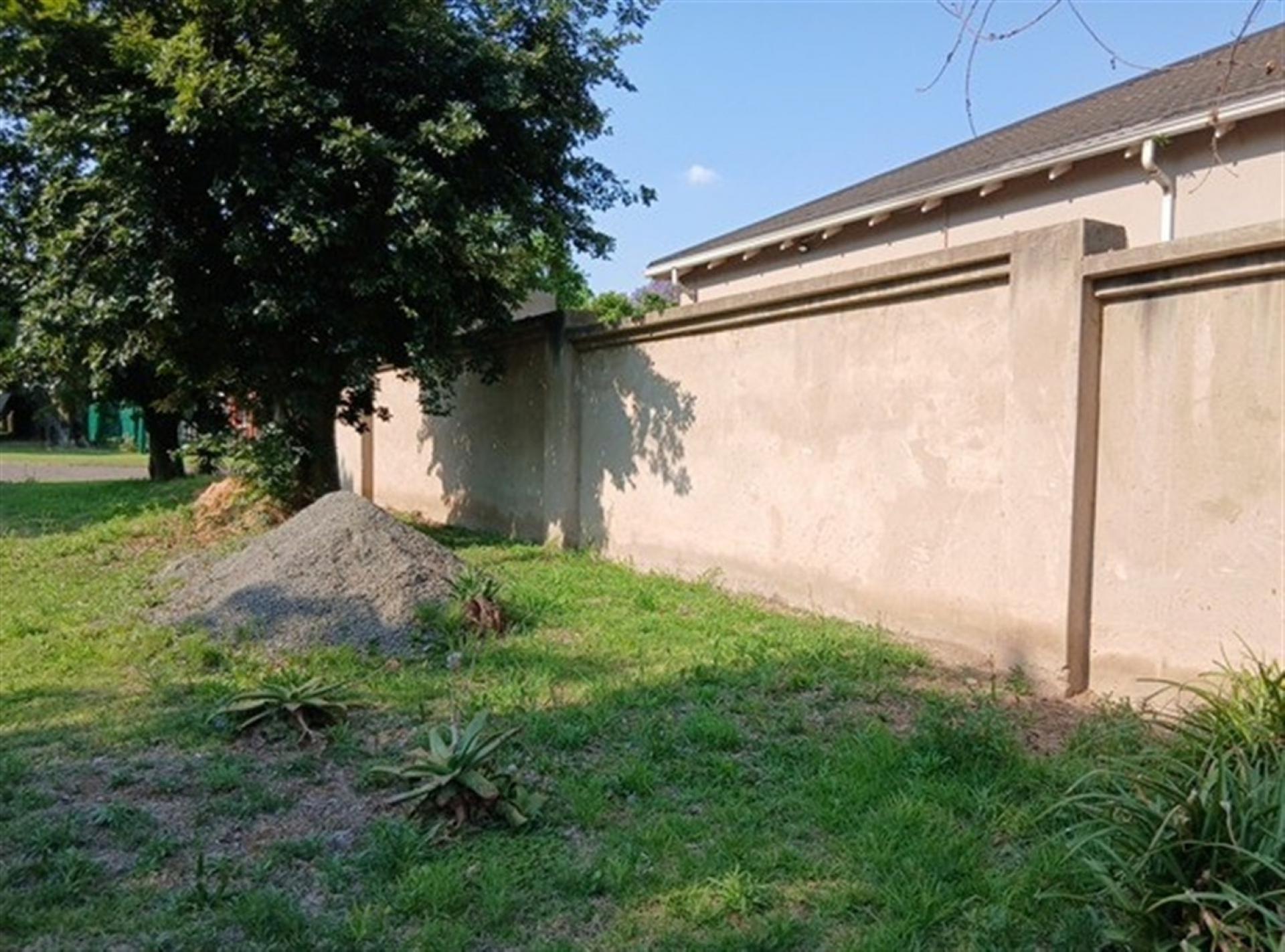 Front View of property in Plantation