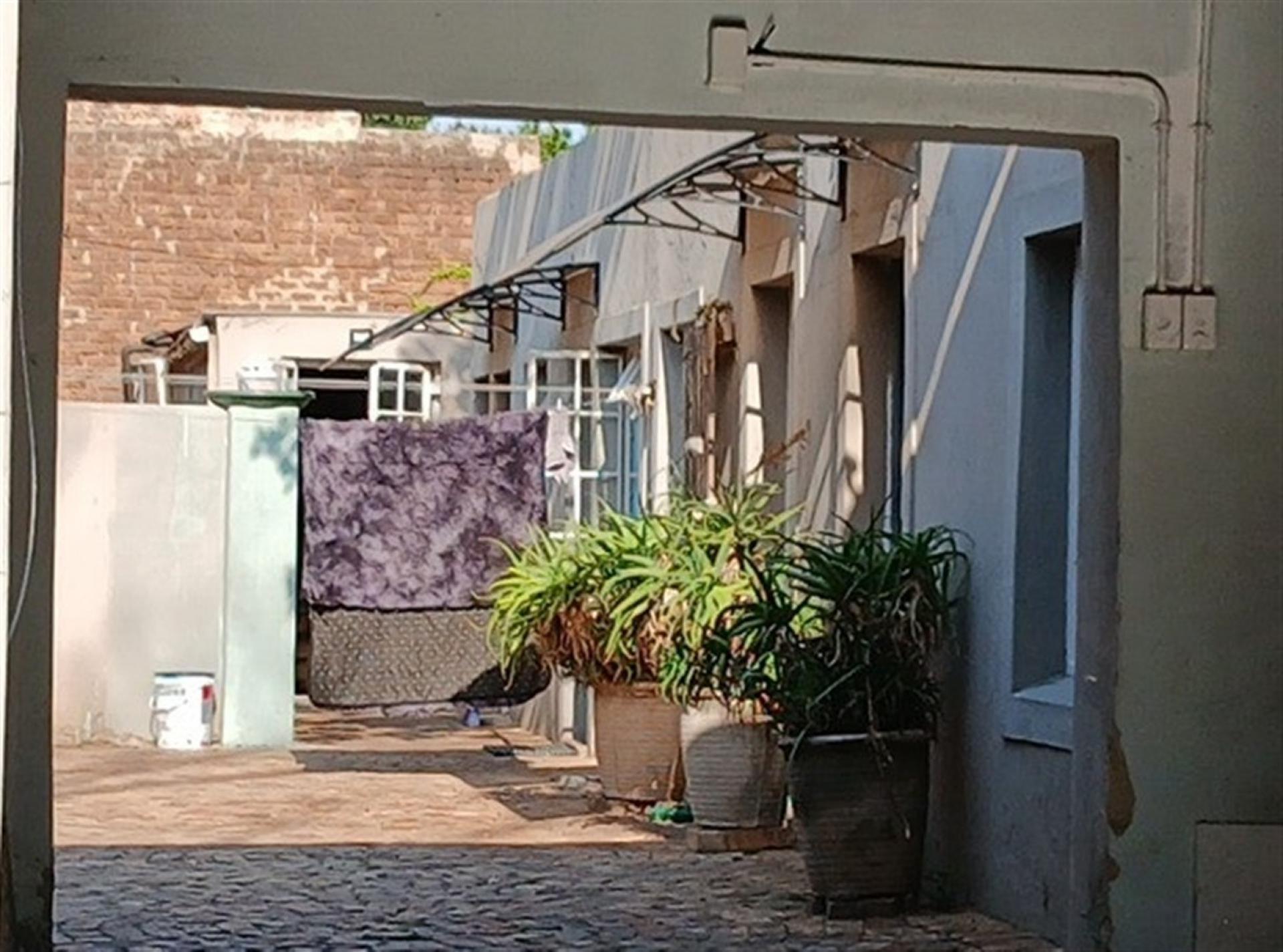 Front View of property in Plantation