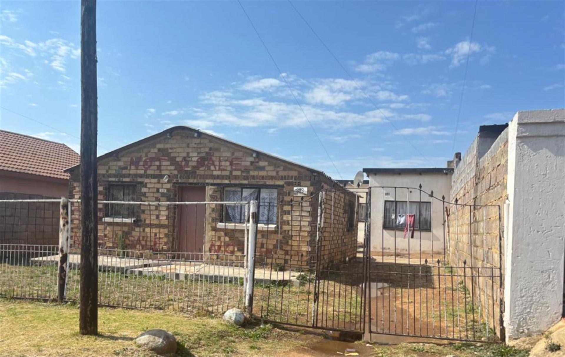 Front View of property in Jabavu