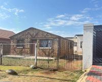 Front View of property in Jabavu