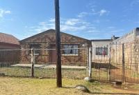 Front View of property in Jabavu