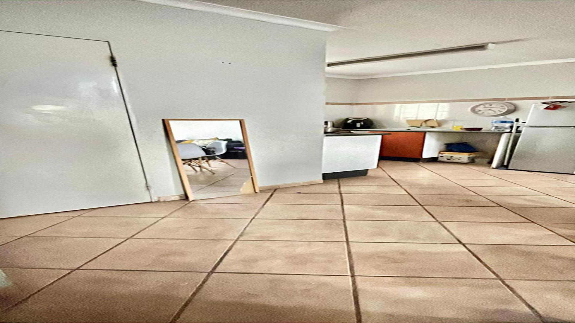 Kitchen of property in Annlin