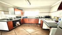 Kitchen of property in Annlin