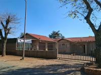 Front View of property in Vaalpark