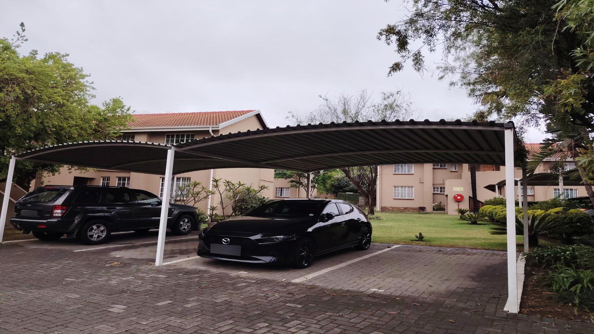 Formal Lounge of property in Elarduspark