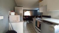 Kitchen - 11 square meters of property in Elarduspark