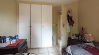 Bed Room 2 - 12 square meters of property in Elarduspark