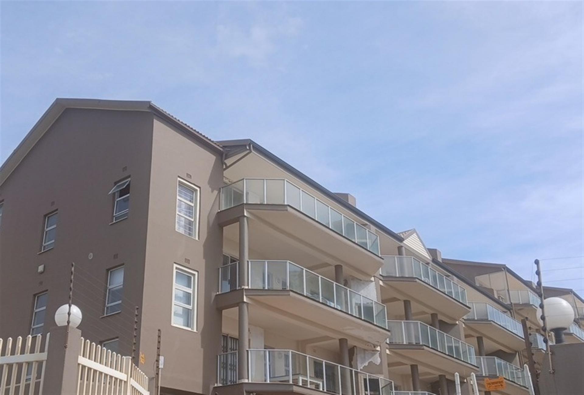 Front View of property in Lawrence Rocks