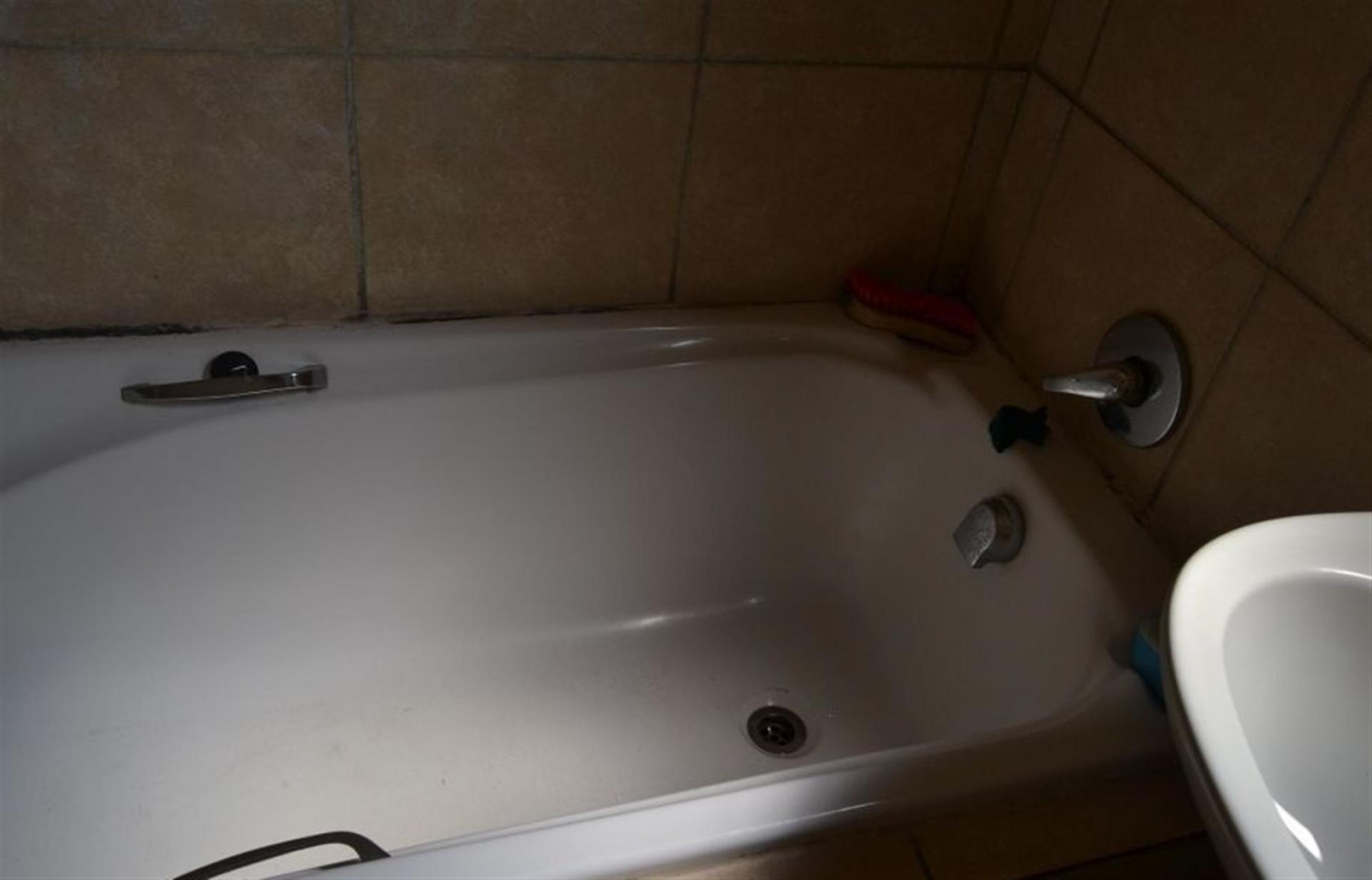 Bathroom 1 of property in Fleurhof