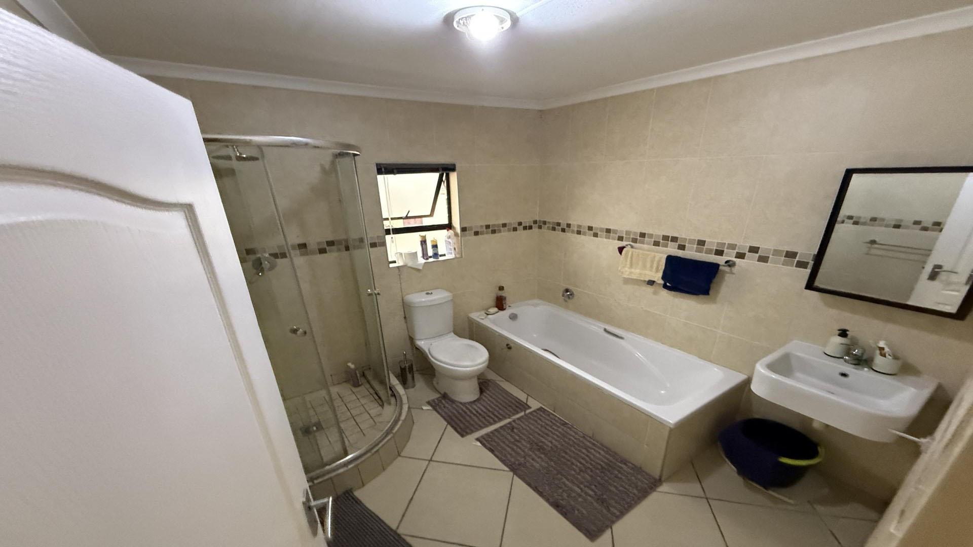 Bathroom 1 of property in Secunda