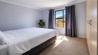 Bed Room 1 of property in Fish Hoek