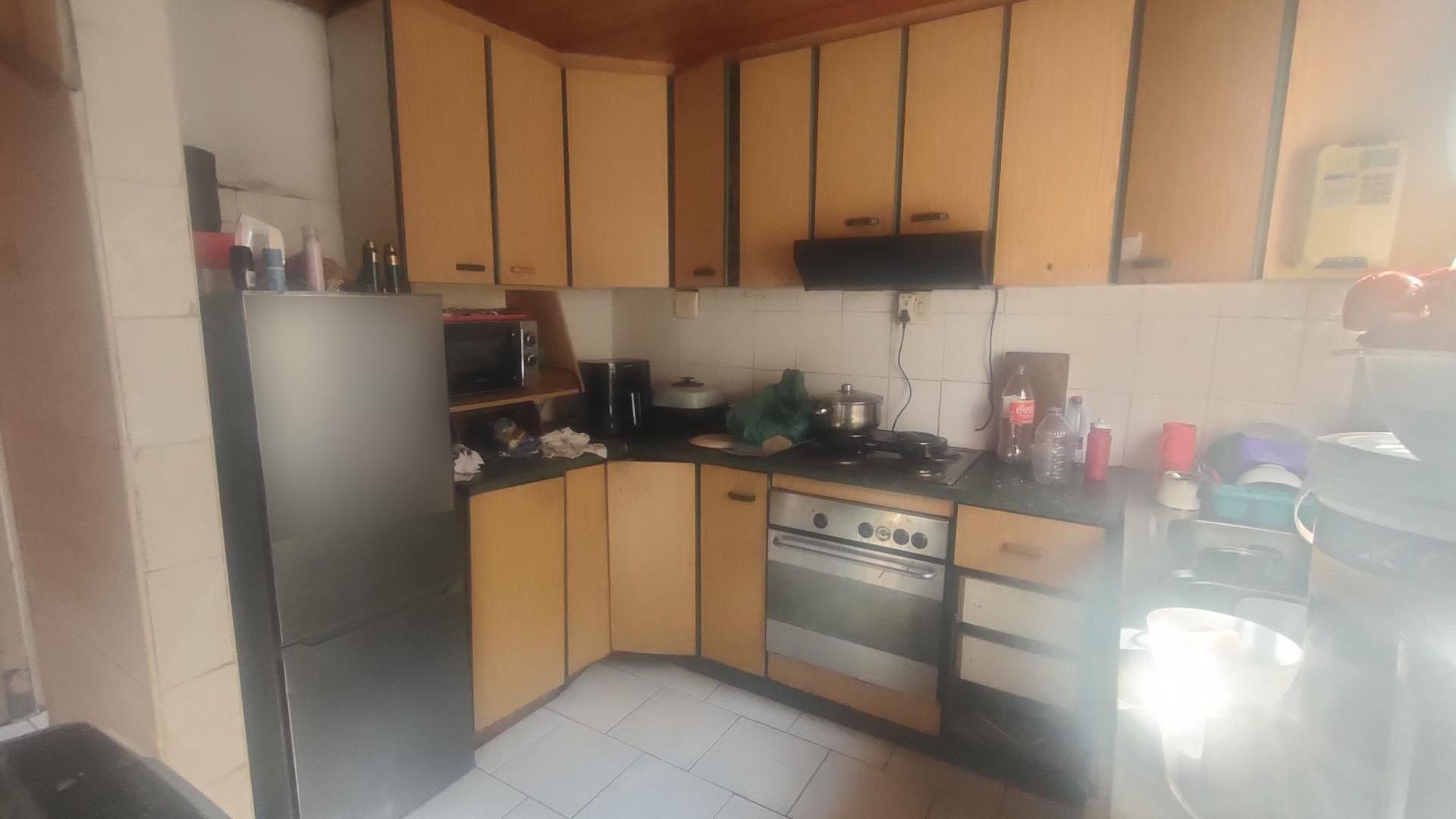 Kitchen of property in Shastri Park