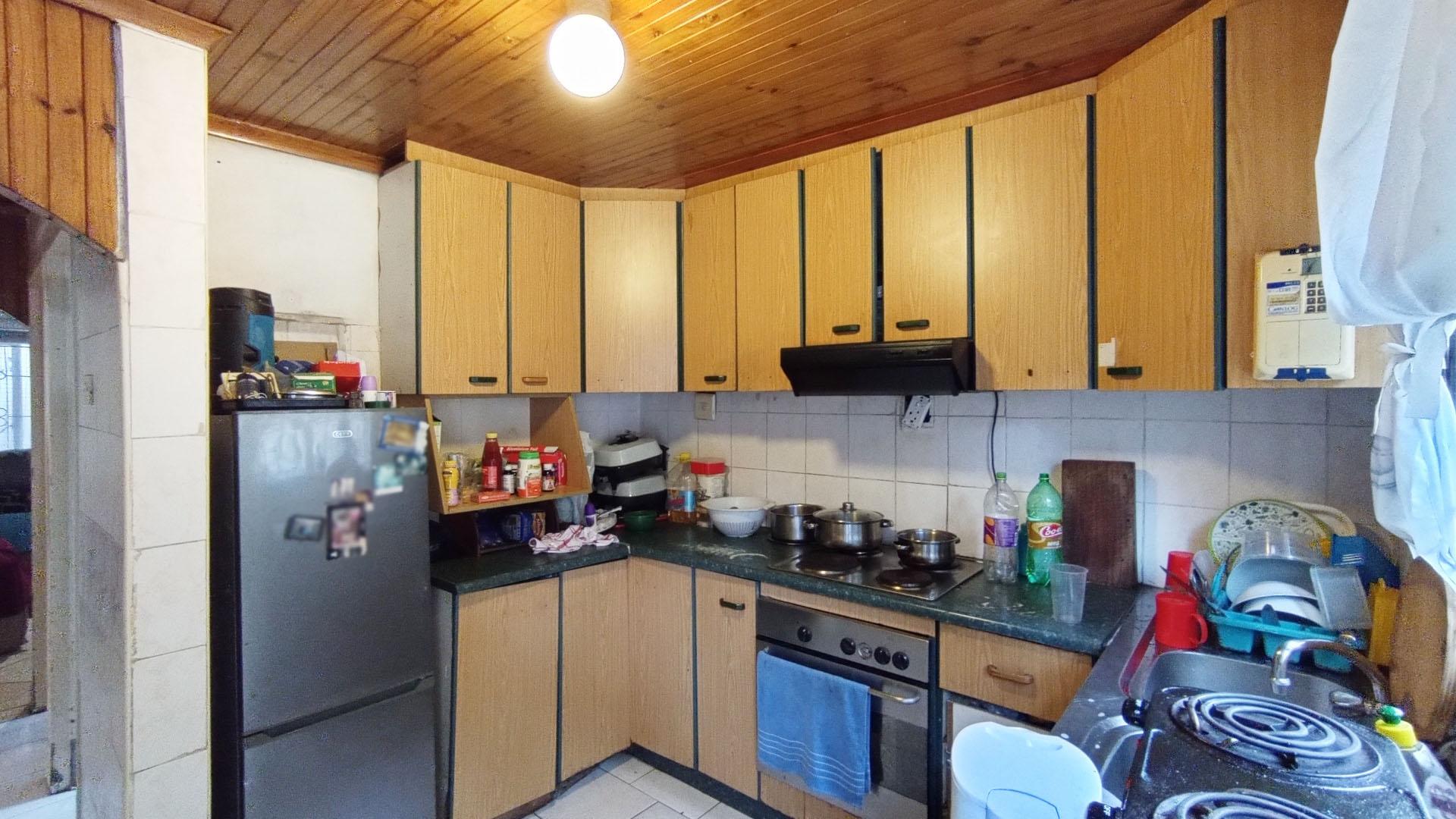Kitchen - 19 square meters of property in Shastri Park