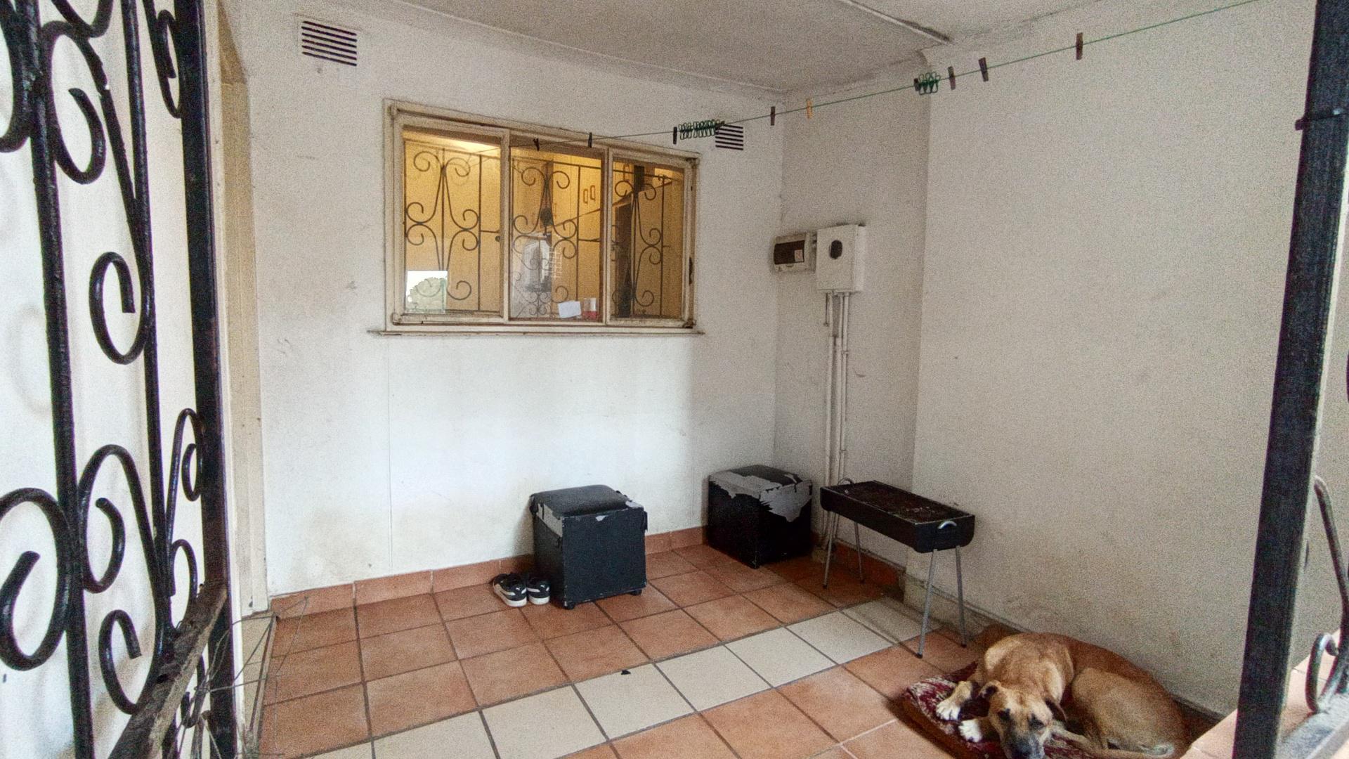 Patio - 9 square meters of property in Shastri Park