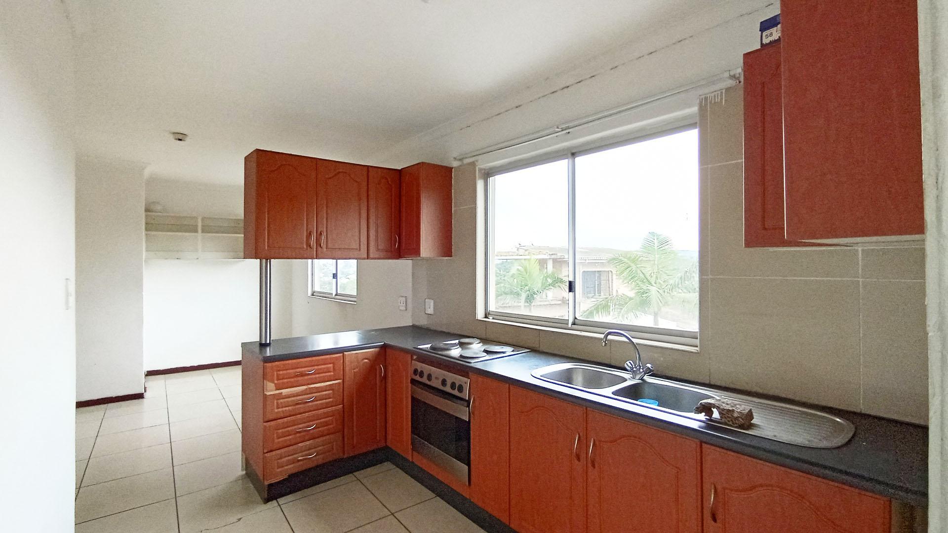Kitchen - 19 square meters of property in Shastri Park