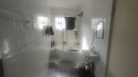 Bathroom 3+ of property in Shastri Park
