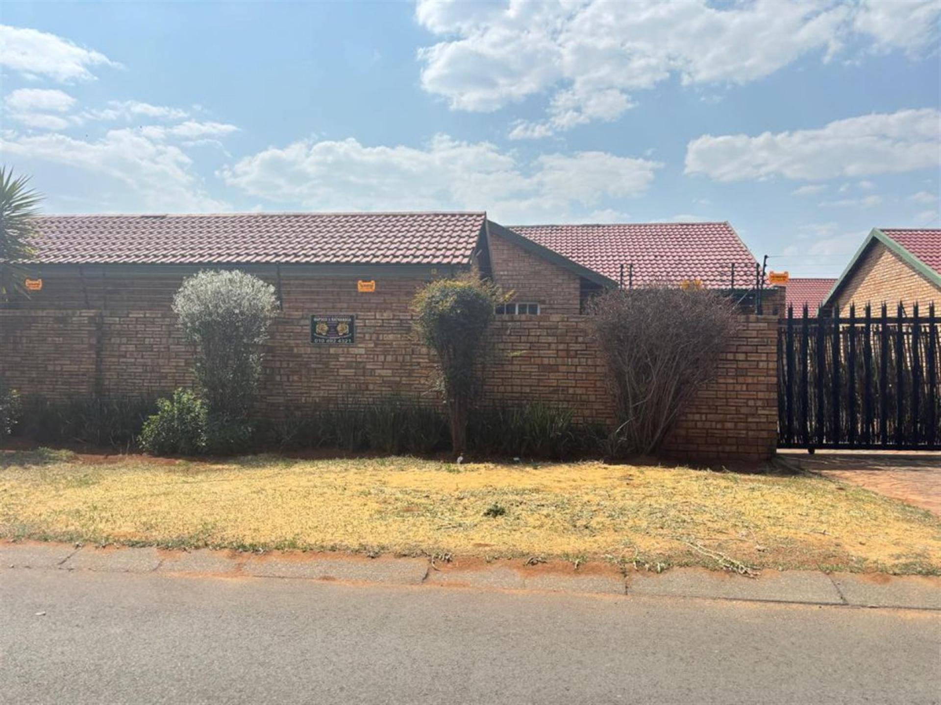 Front View of property in Culemborg Park