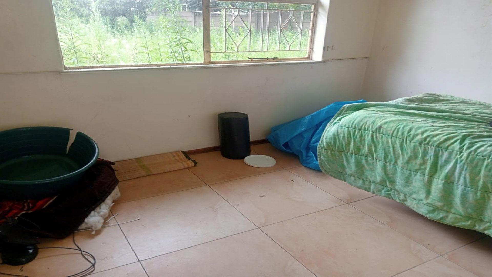 Bed Room 2 of property in Crystal Park