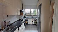 Kitchen - 11 square meters of property in Crystal Park
