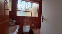 Bed Room 1 - 10 square meters of property in Crystal Park