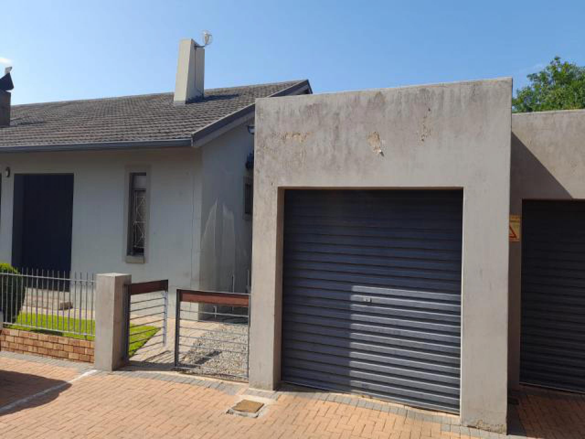 Front View of property in Potchefstroom