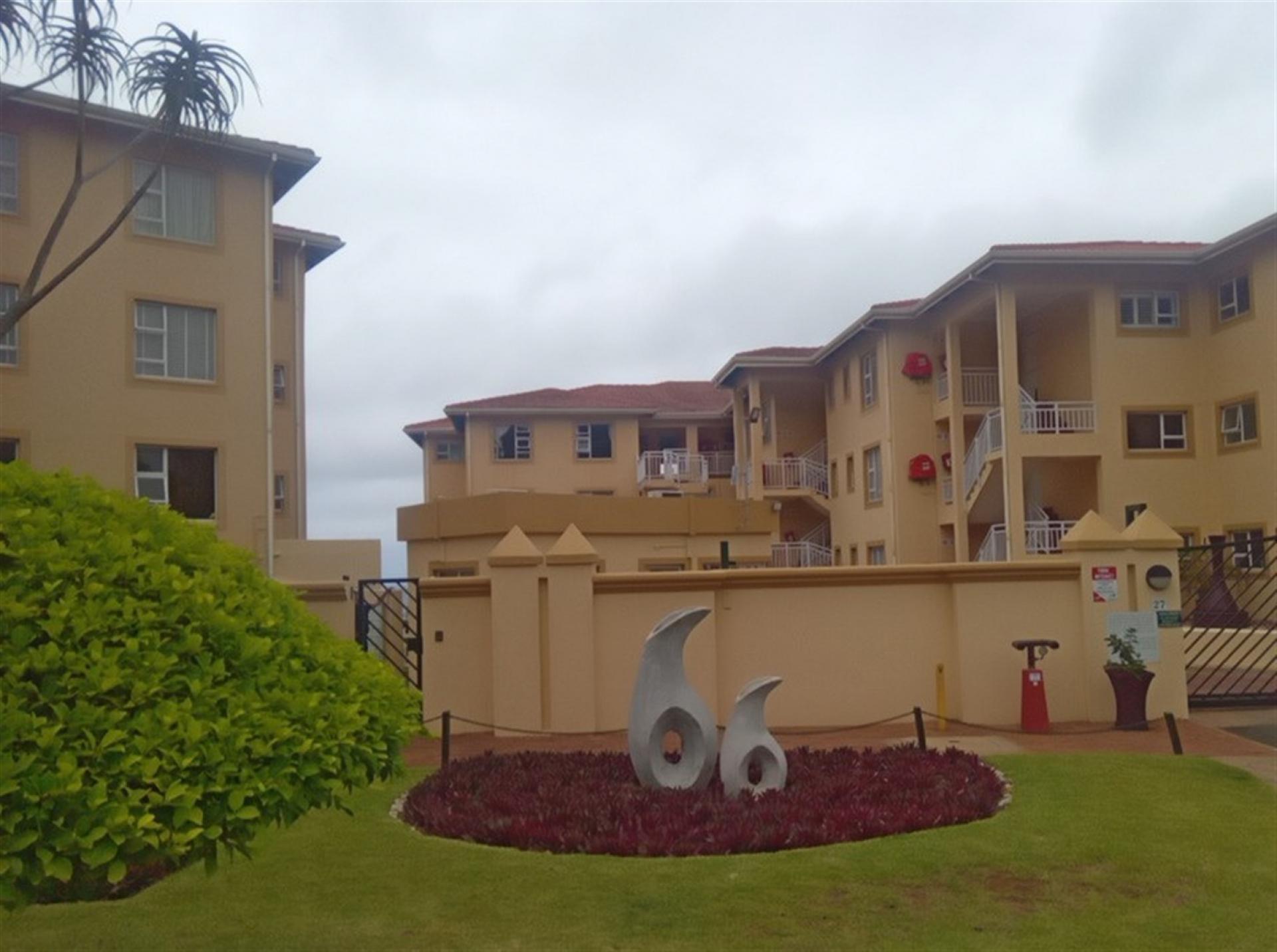 Front View of property in Illovo Beach