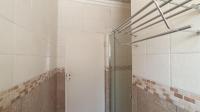 Bathroom 1 - 5 square meters of property in Rothdene