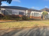 Front View of property in Krugersdorp