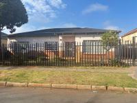 Front View of property in Krugersdorp
