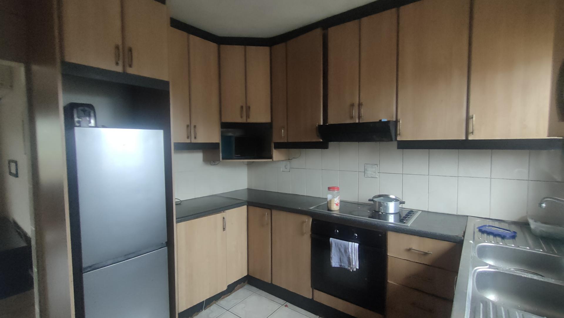 Kitchen - 12 square meters of property in Castlehill