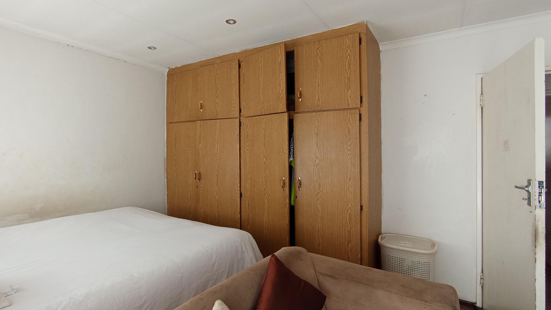 Bed Room 3 - 16 square meters of property in Lindhaven