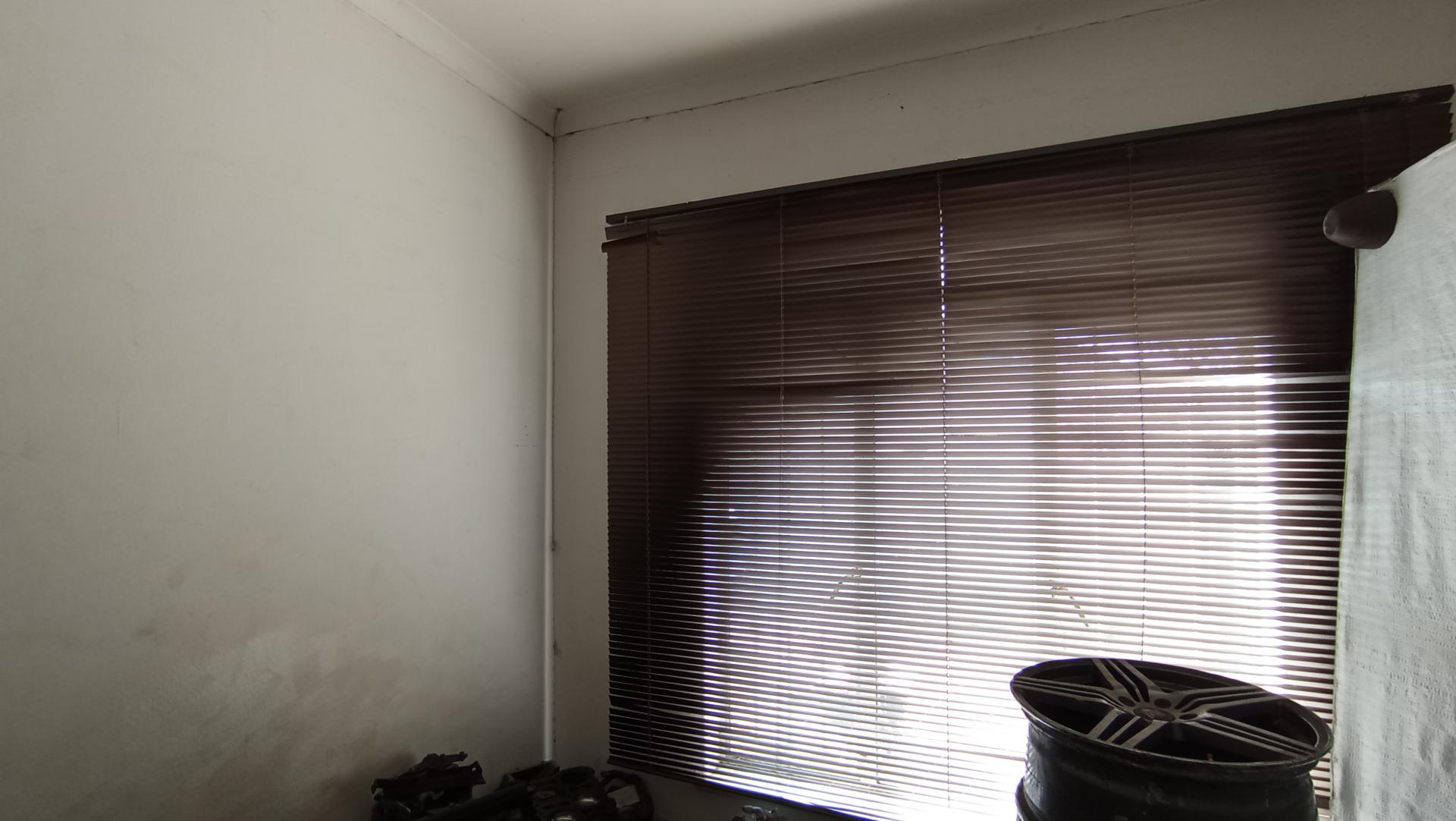 Bed Room 2 - 9 square meters of property in Lindhaven