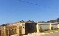 Front View of property in Protea Glen
