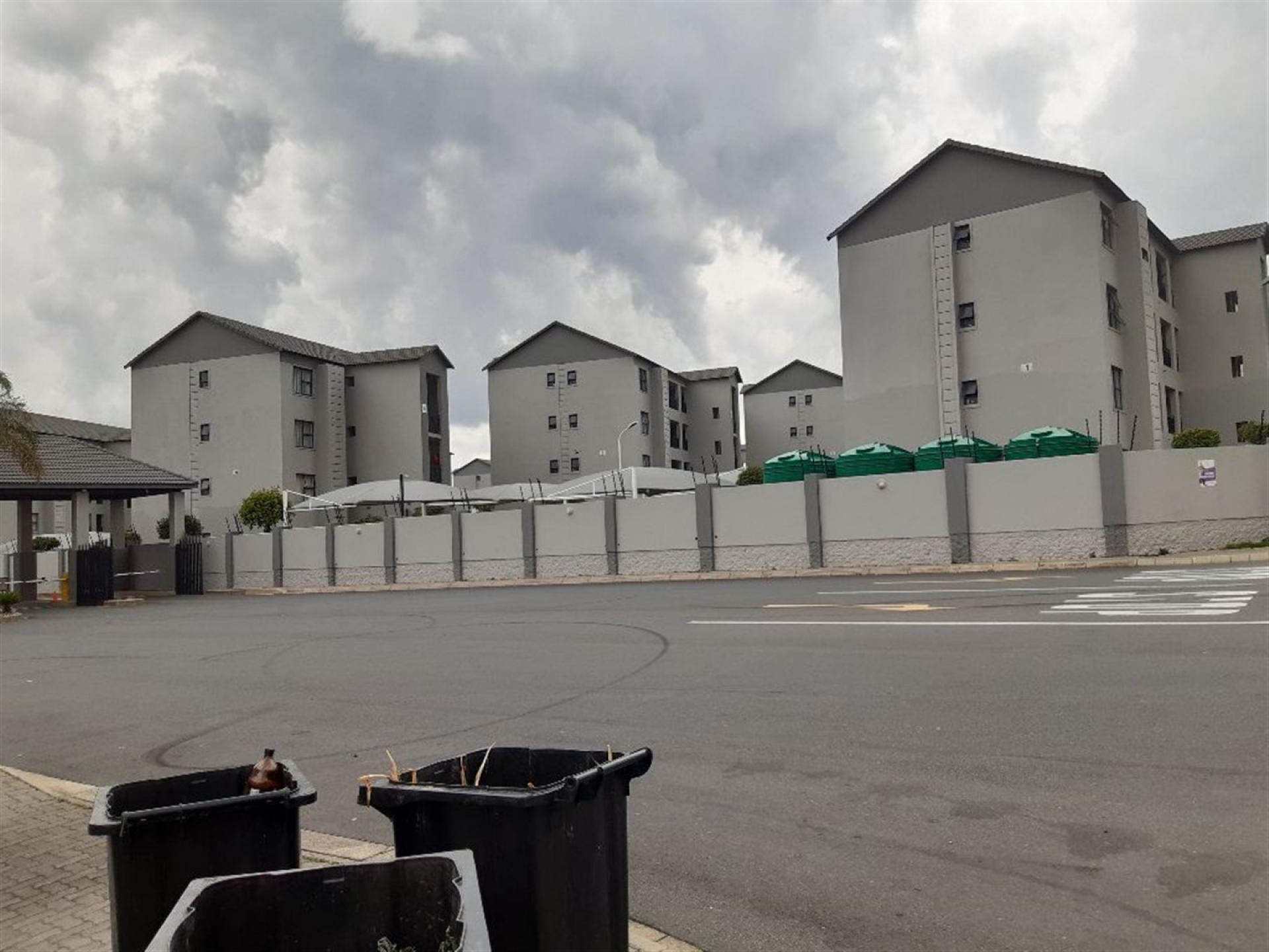 Front View of property in Erand Gardens
