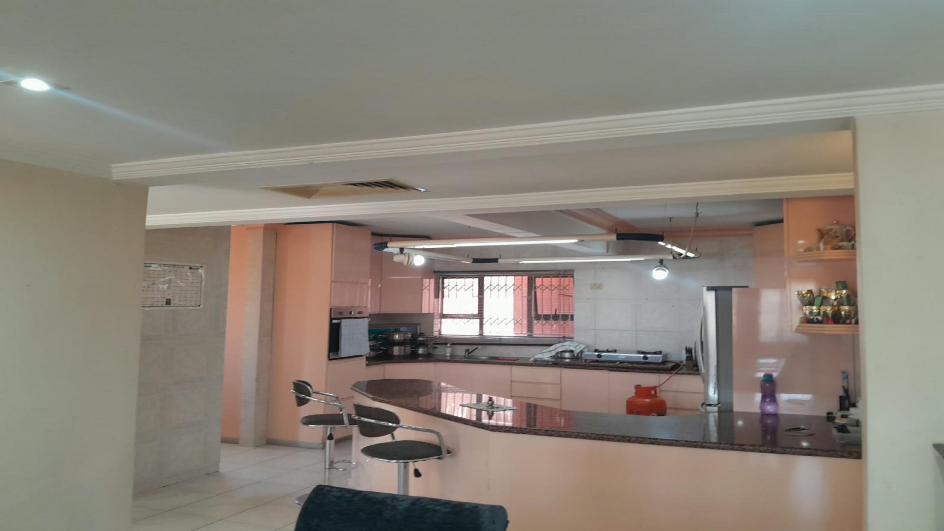 Kitchen of property in Effingham Heights