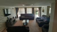 Lounges of property in Effingham Heights
