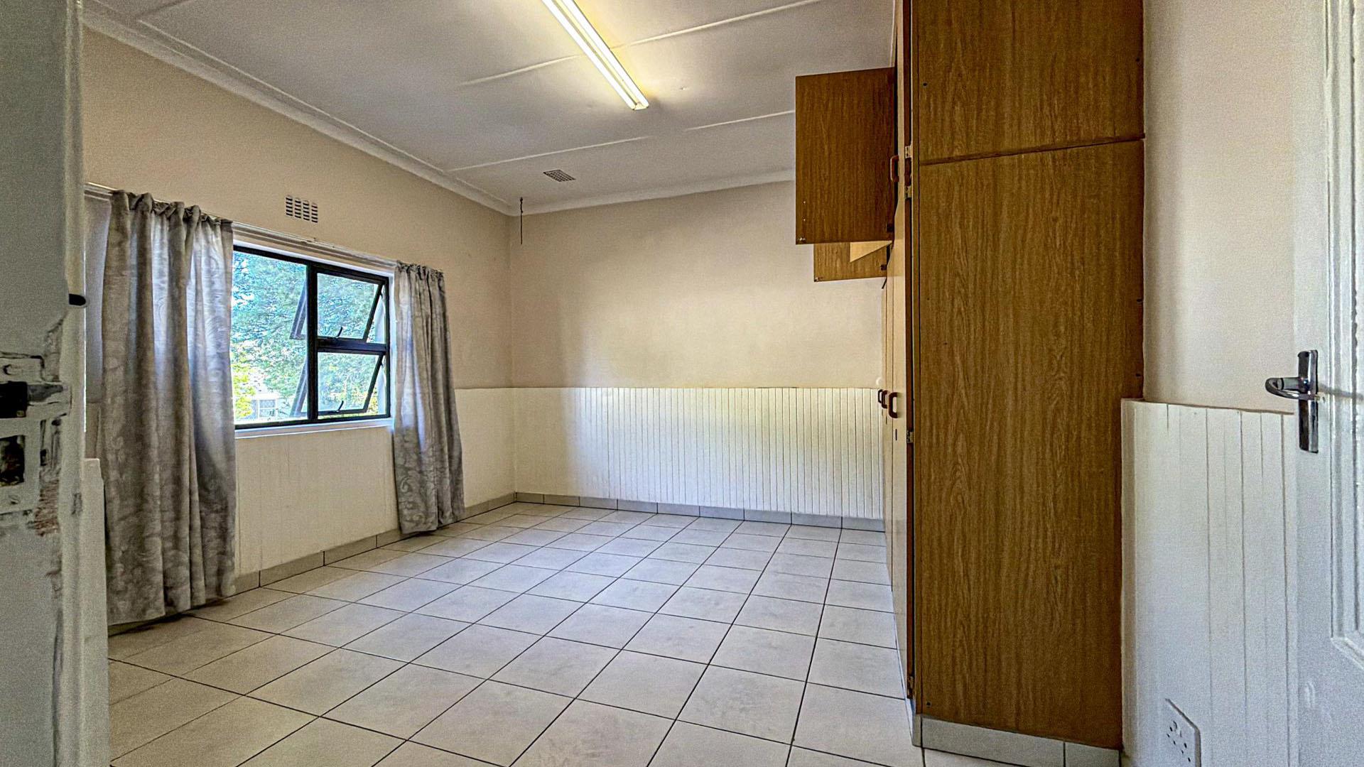 Bed Room 1 of property in Uitenhage