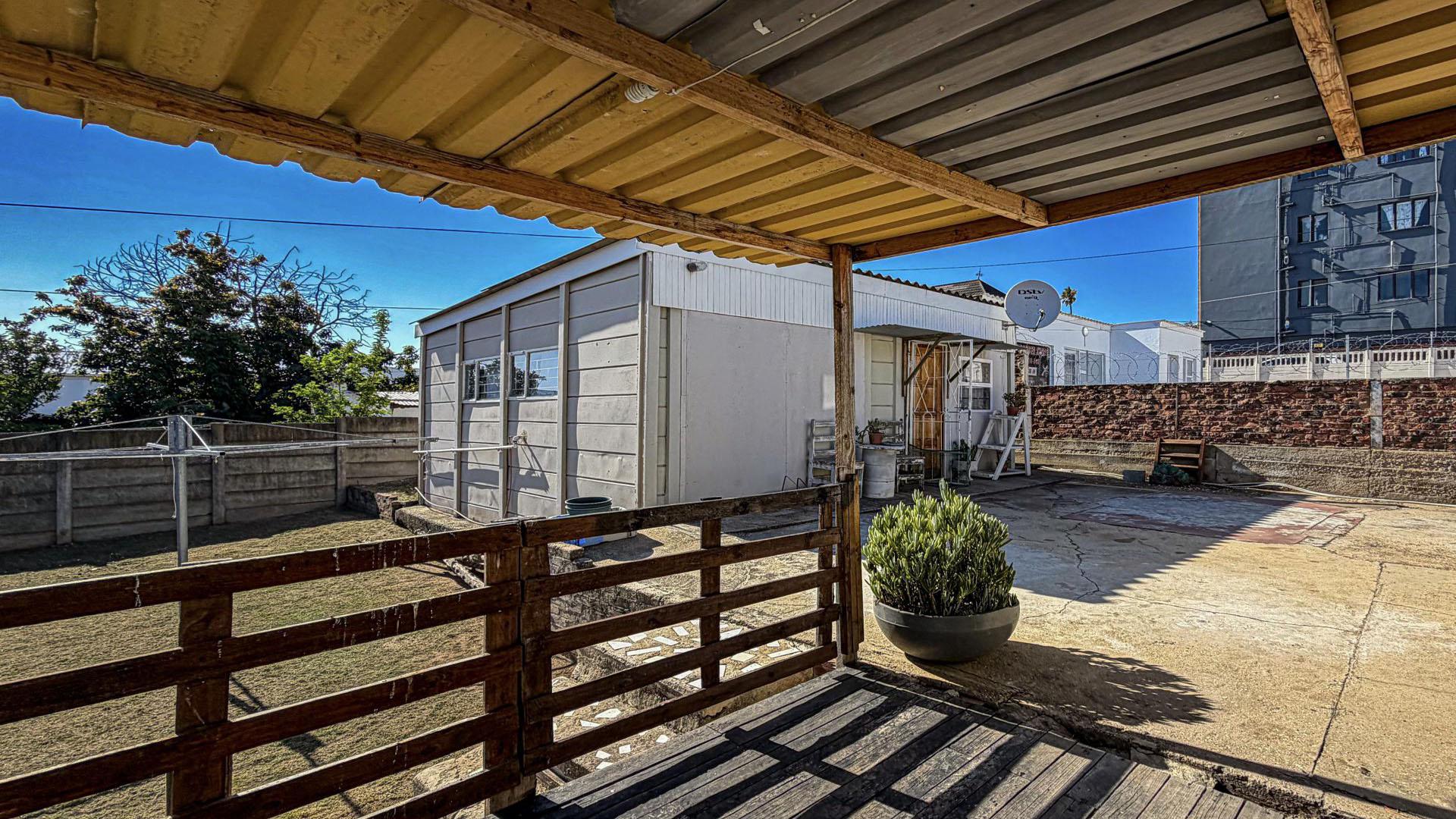 Backyard of property in Uitenhage