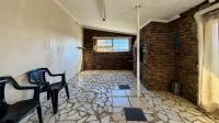 Lounges of property in Uitenhage