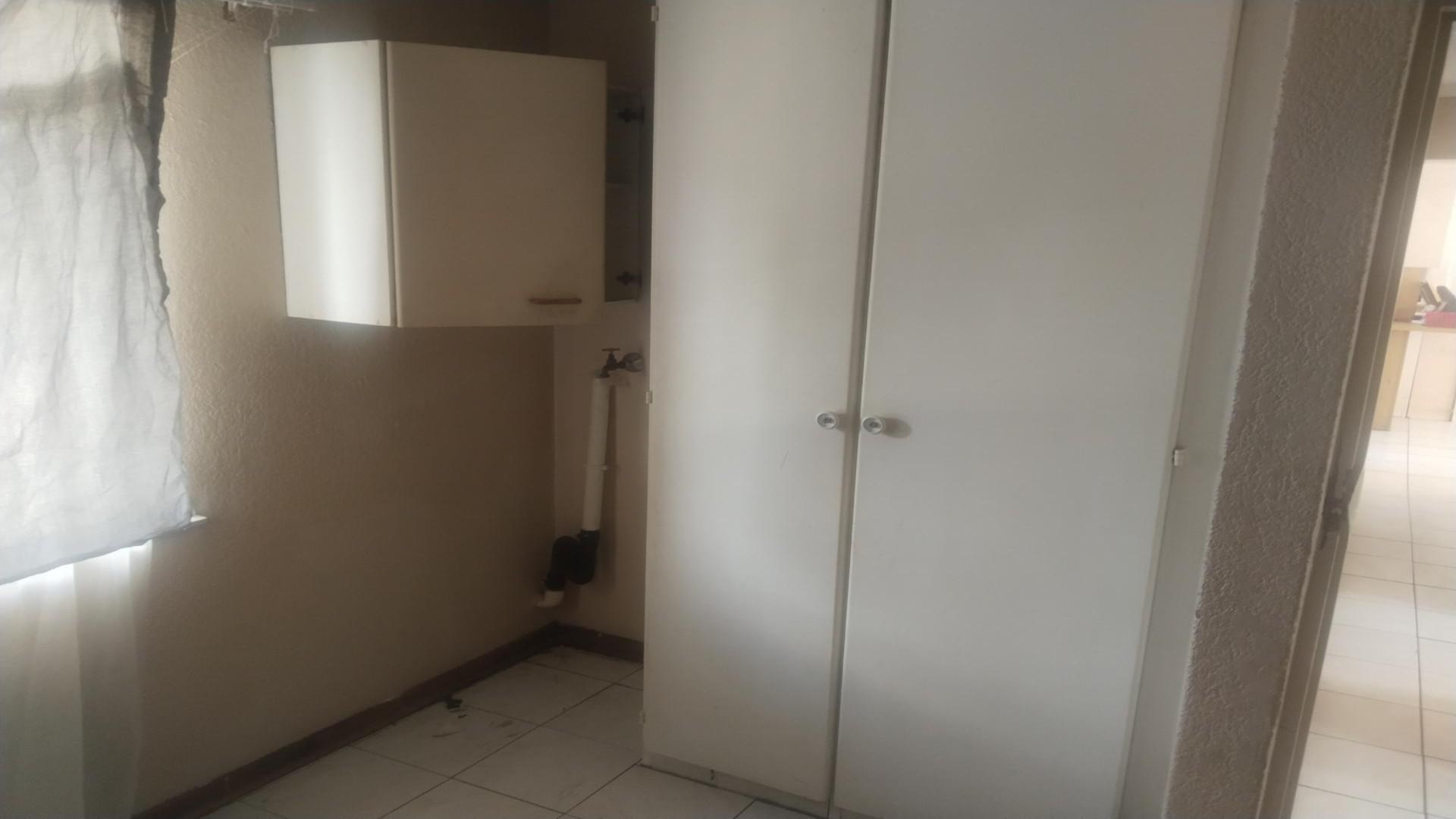 Bed Room 3 of property in Krugersdorp