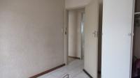 Bed Room 1 - 13 square meters of property in Krugersdorp