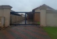 Front View of property in Kwa-Guqa