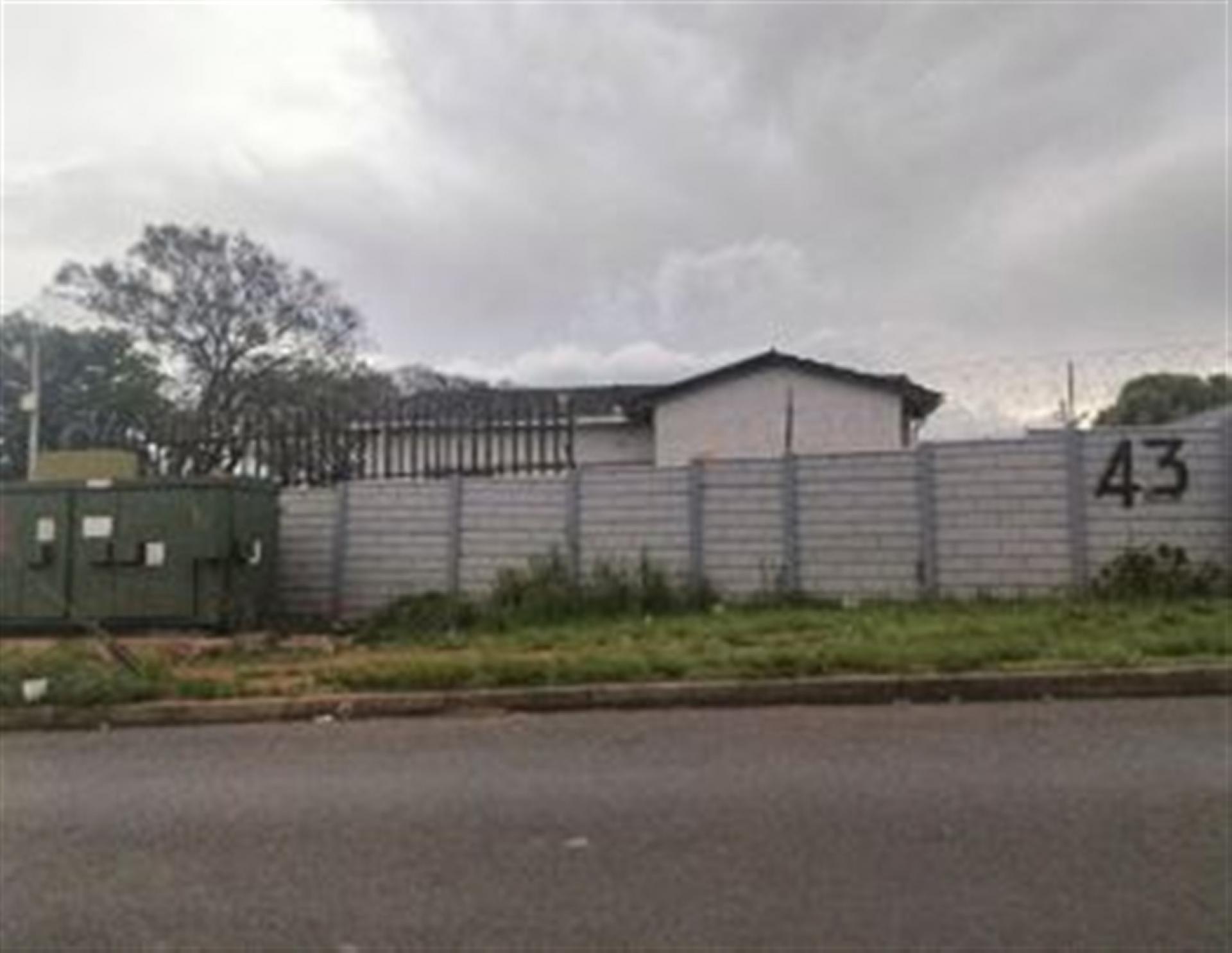 Front View of property in Crosby