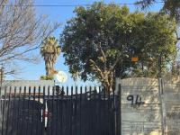 Front View of property in Primrose