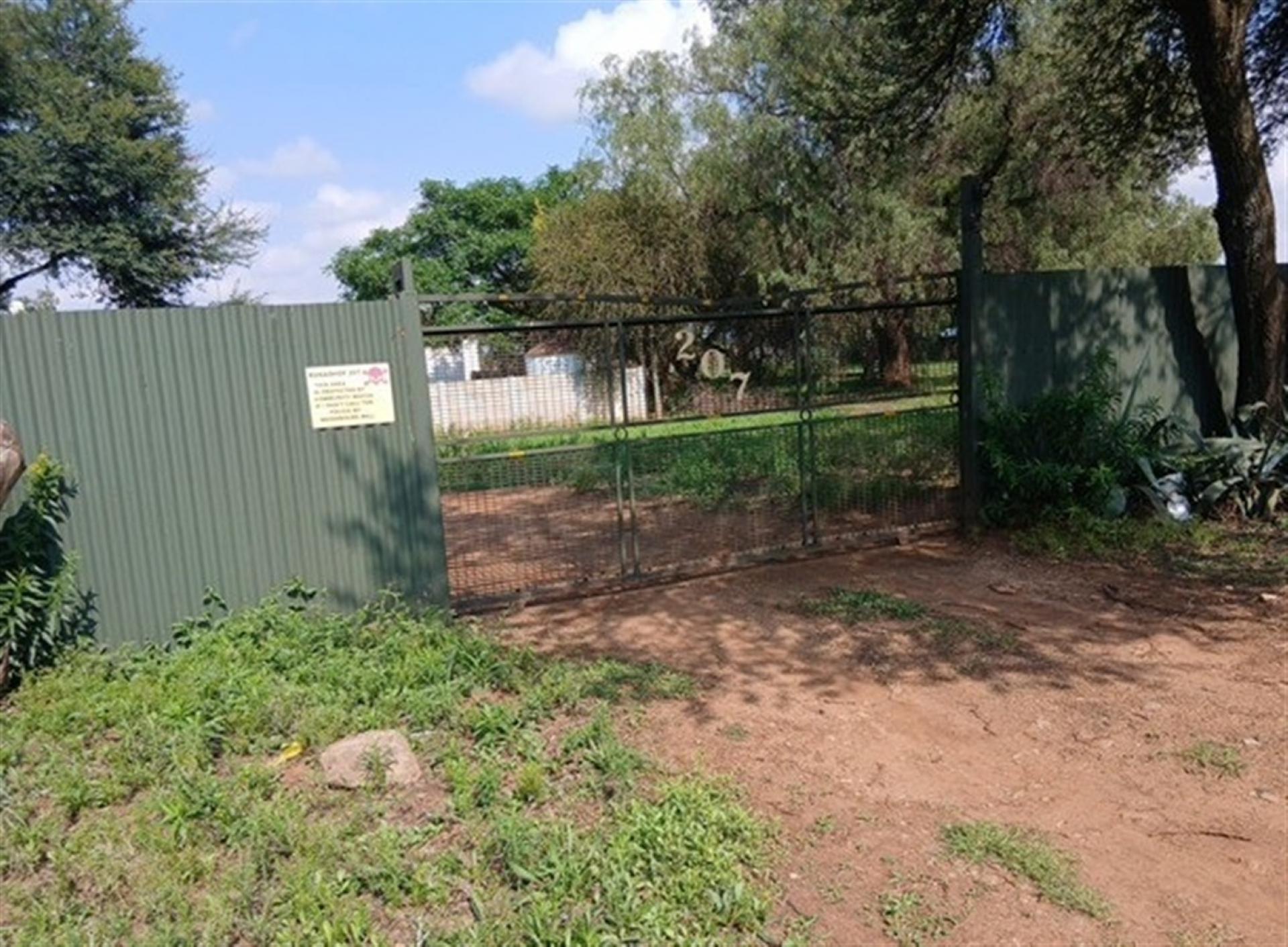 Front View of property in Rosashof AH