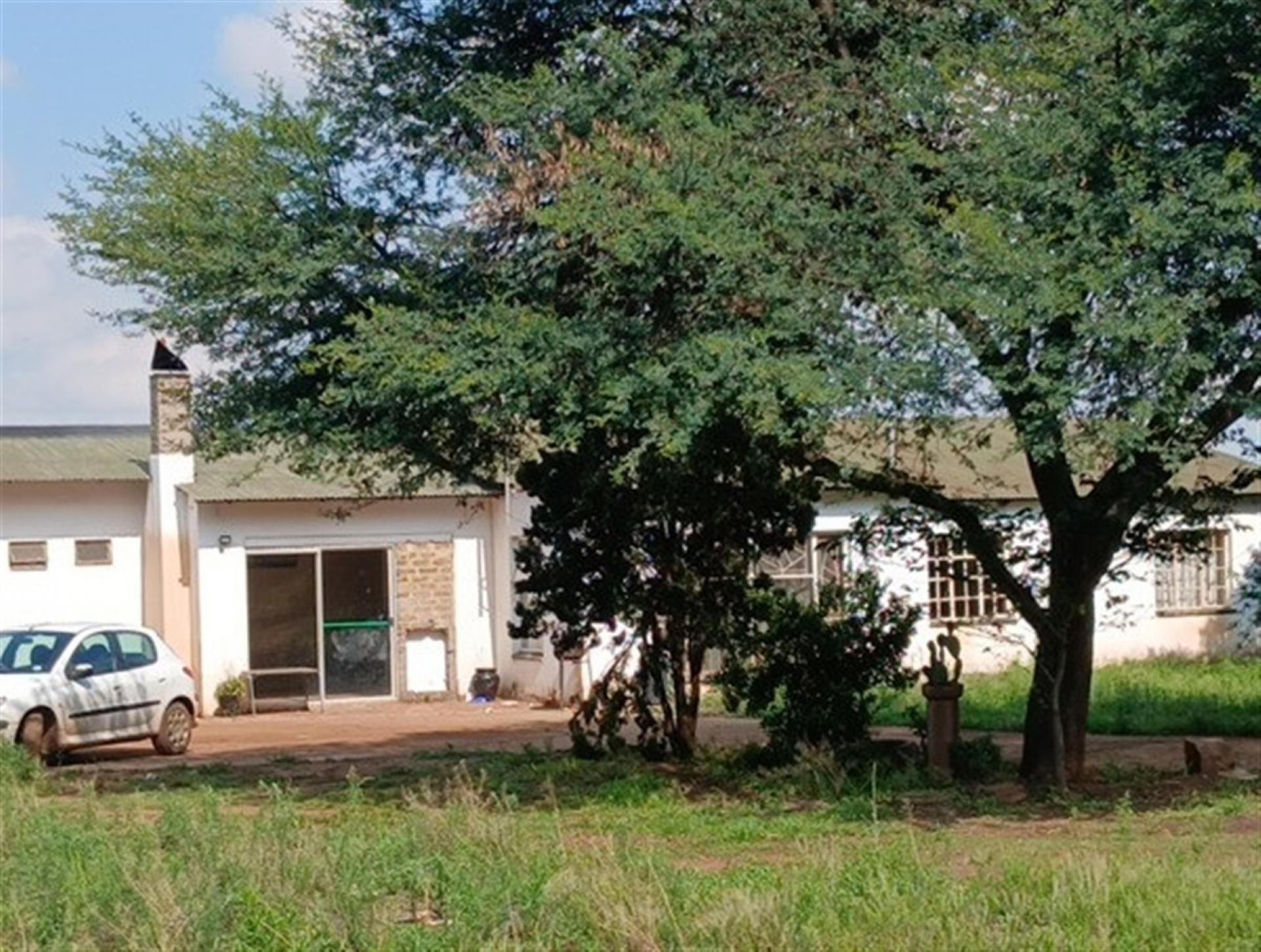 Front View of property in Rosashof AH