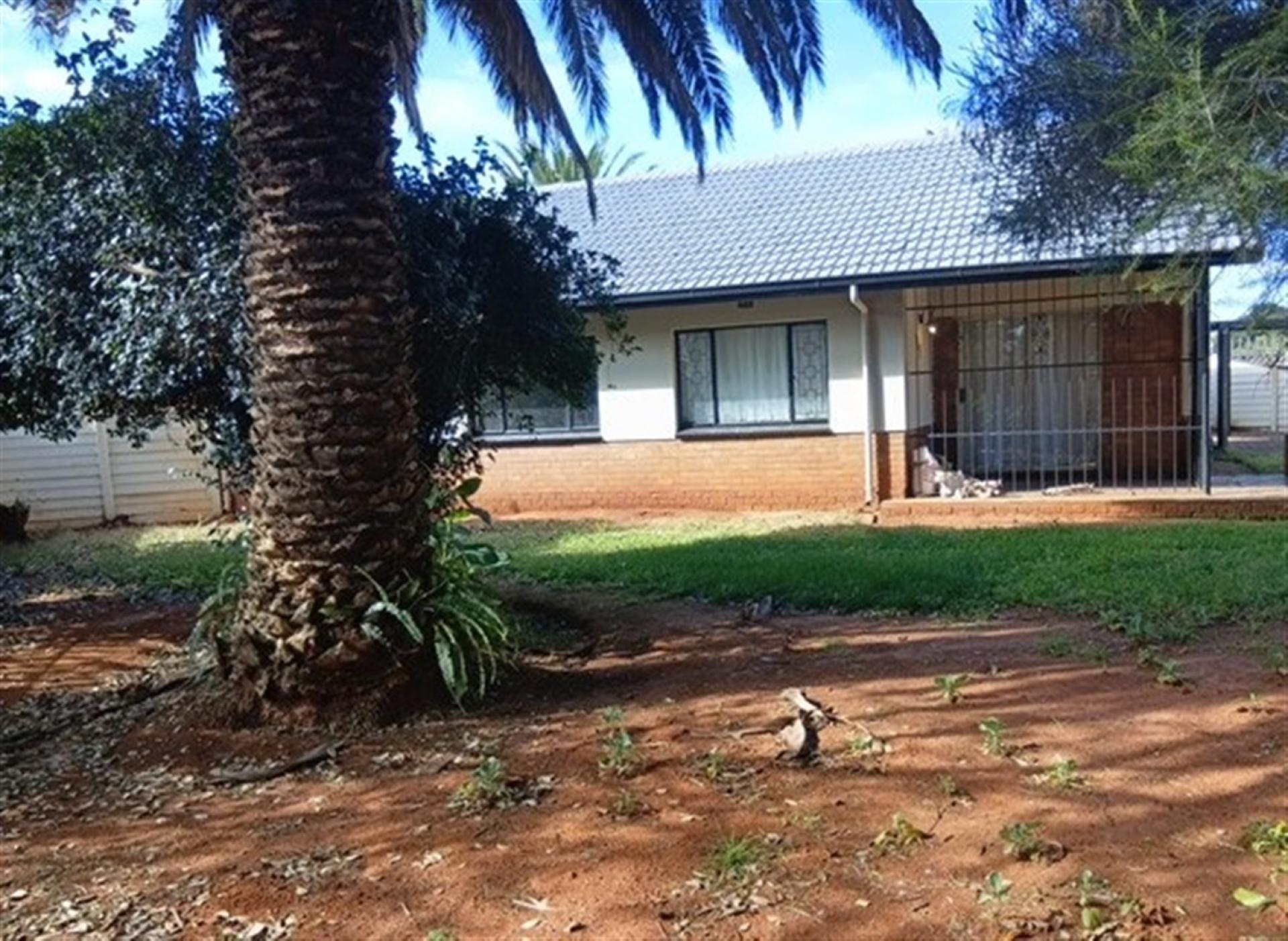 Front View of property in Edelweiss